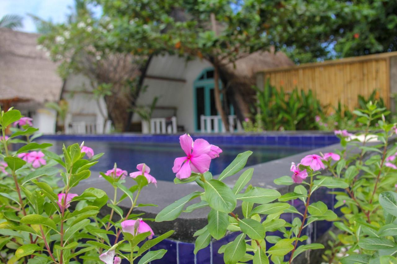 Lucky'S Pansiyon Gili Air Dış mekan fotoğraf