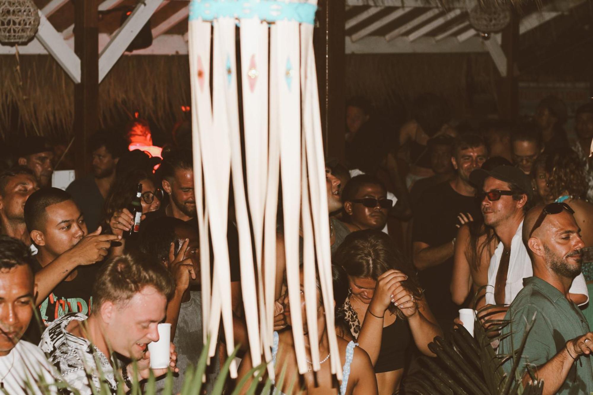 Lucky'S Pansiyon Gili Air Dış mekan fotoğraf