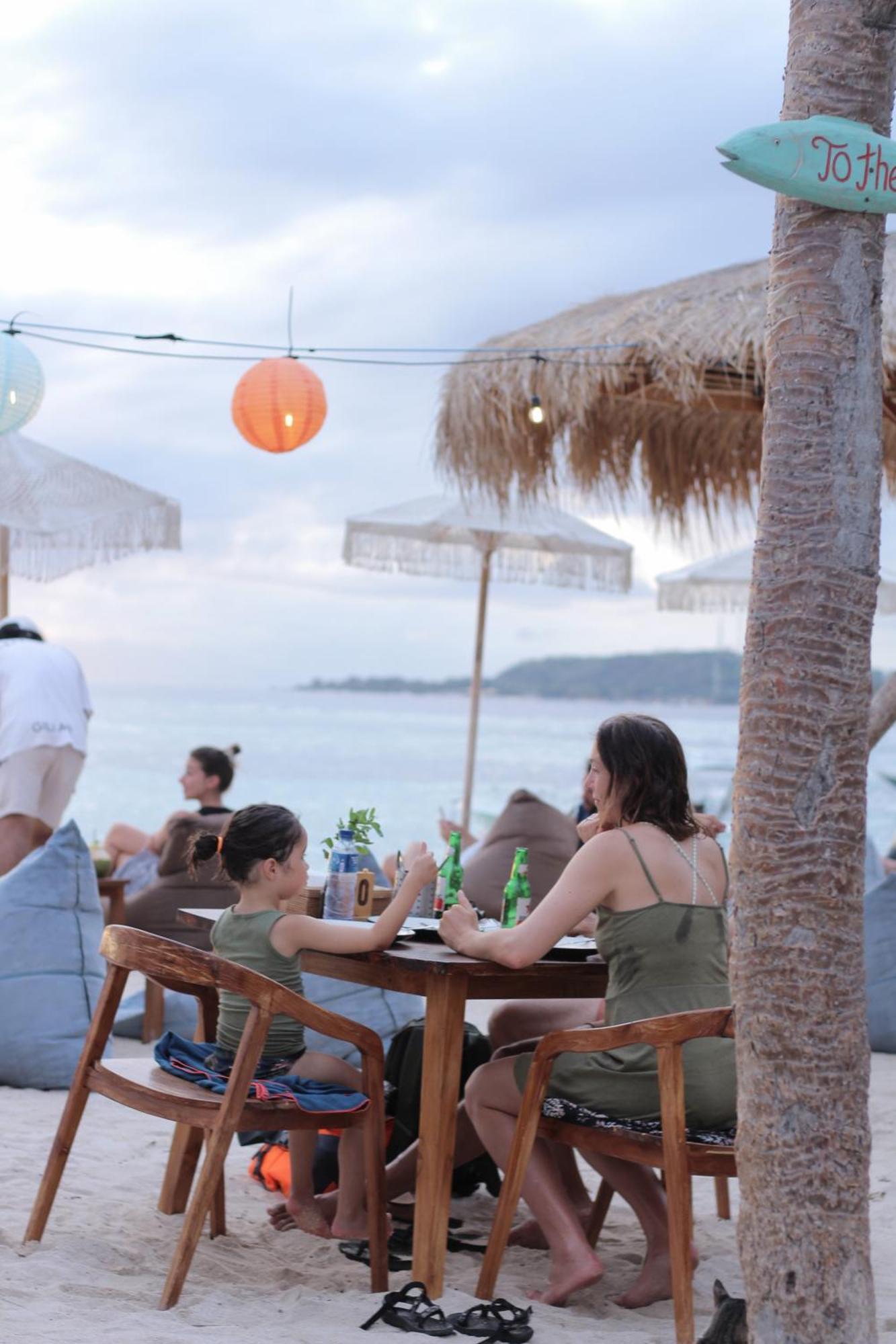 Lucky'S Pansiyon Gili Air Dış mekan fotoğraf