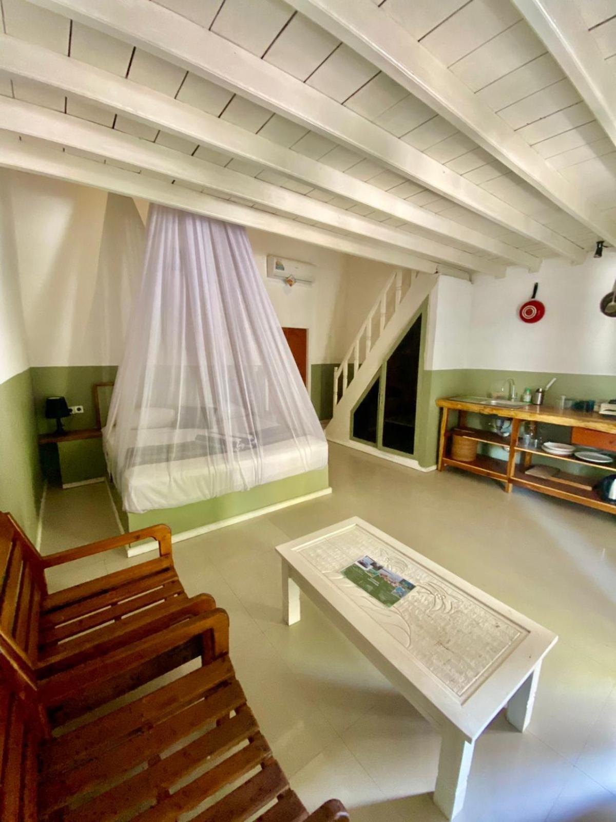 Lucky'S Pansiyon Gili Air Dış mekan fotoğraf